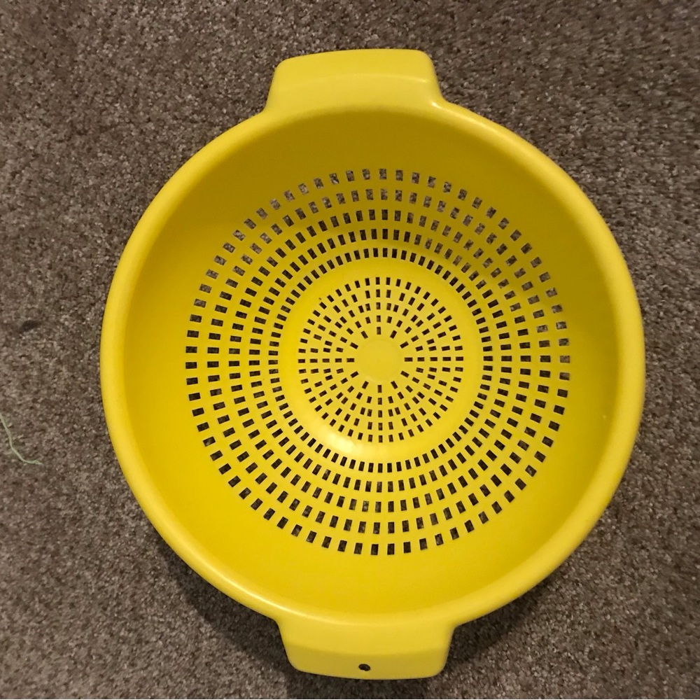 Federal warehouse, villaware Yellow calendar. Vintage